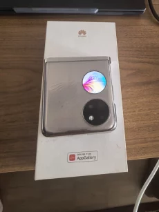 Huawei P50 pocket 1000р
