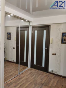 Трехкомнатная квартира на пр-де Звёздном