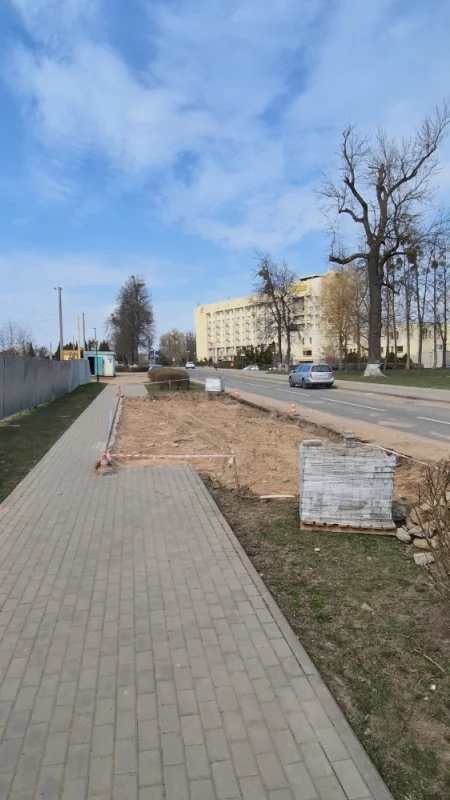 Кругом что-то делают