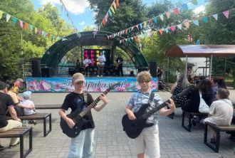 В бобруйском парке культуры и отдыха прошёл конкурс гитаристов «Пой, гитарная струна»