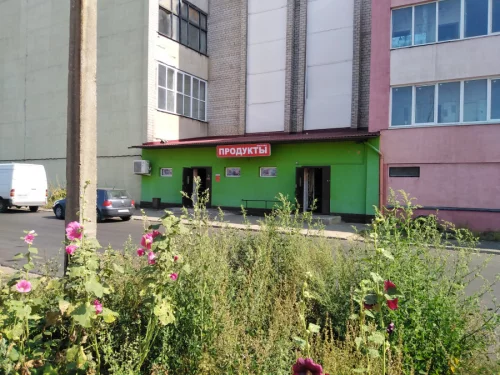 Помещение магазина под любой вид деятельности по ул. Бахарова 206