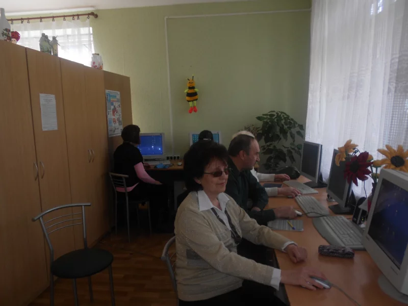 Компьютерные курсы для пожилых людей