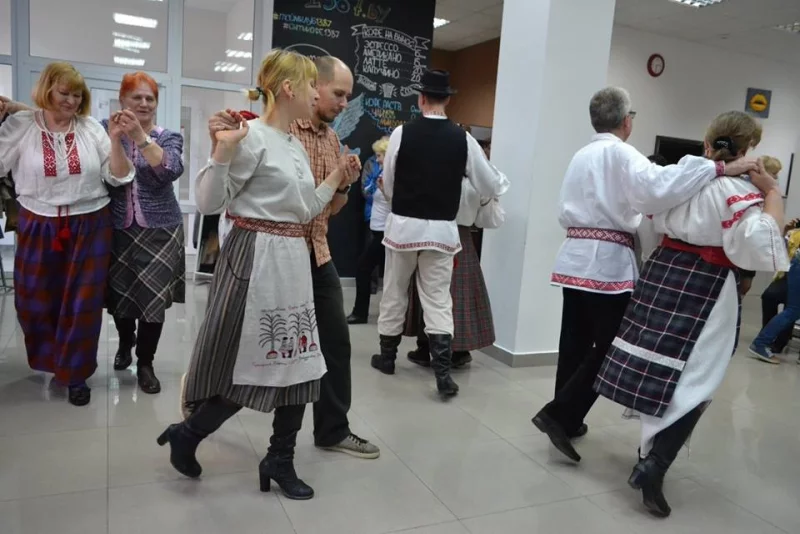 Запрашаем на вечарынку "Народныя танцы ў Бабруйску"