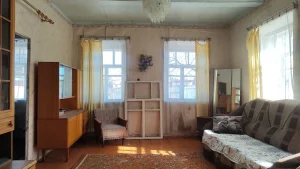 Дом с газовым отоплением и бол участком по ул. Слободская