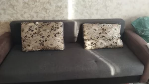 Диван трёхместный