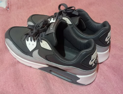 Кроссовки новые Nike air