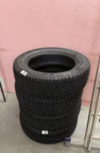 Зимние шины 225/60R18. Новые. 4шт