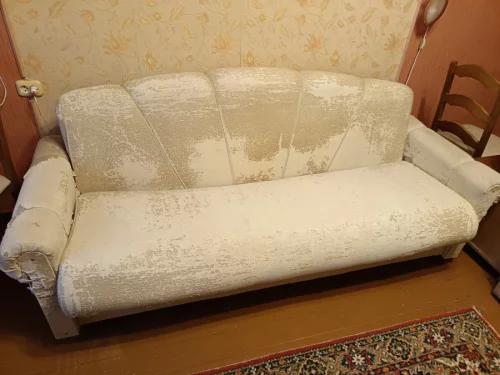Отдам диван с креслами бесплатно