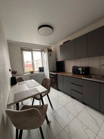 Двухкомнатная квартира на ул. Социалистическая