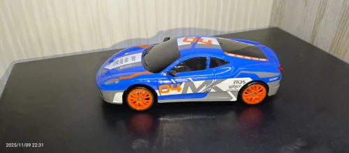 Дрифт машинка, полный привод, на радиоуправлении