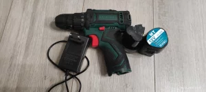 Шуруповерт