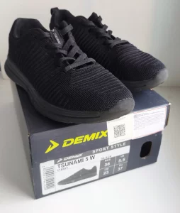 Кроссовки Demix Tsunami 5W 36р-р