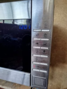 Микроволновую печь Samsung