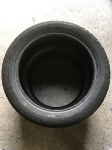 Покрышки зимние 215/50/17 Snowide