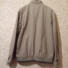 Куртка ветровка, р-р 54