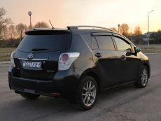 Toyota Verso I · Рестайлинг, 7 мест, 2013 г