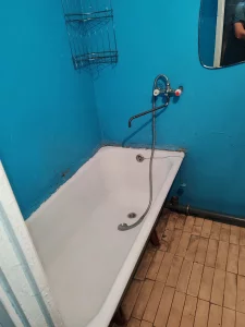 Двухкомнатную квартиру по улице Западной