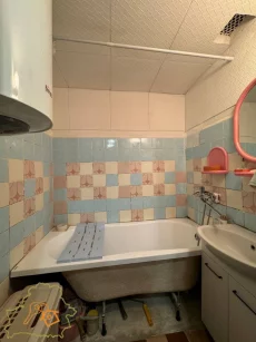 2-х комн. просторная квартира в г. Кировске, по улице Гагарина, д. 15