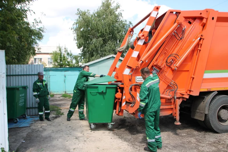 КГК проведет горячую линию по вопросам сбора и вывоза мусора