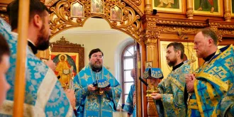 Епископ Бобруйский и Быховский Серафим возглавил Божественную литургию в храме Бобруйска в День памяти Иверской иконы Божией Матери