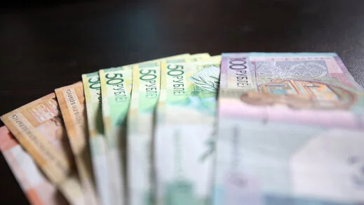 В Беларуси подняли минимальную зарплату — на 88 копеек