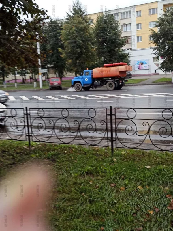 Вновь обрабатывают улицы