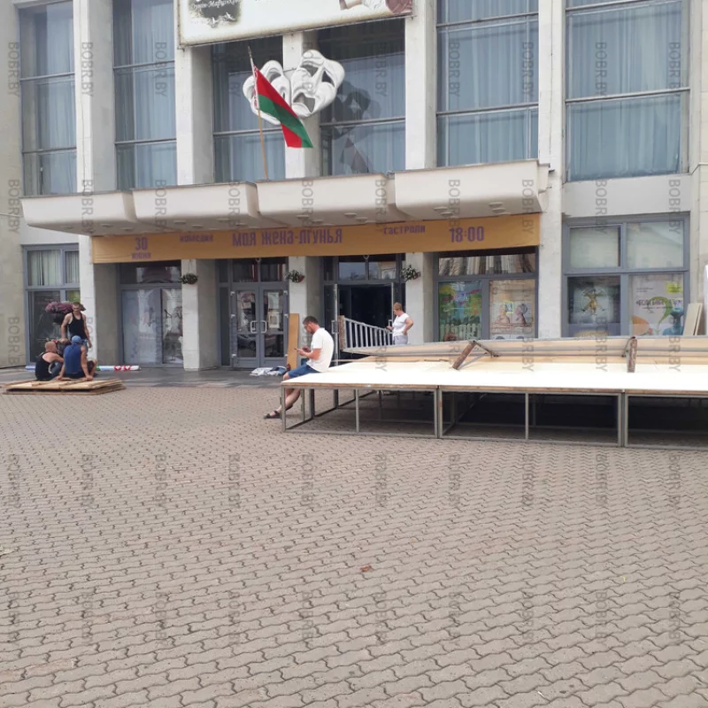 Сидим , ждем пасимсот