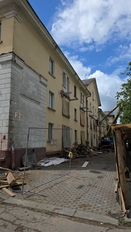 Капитальный ремонт старого дома на улице Пролетарской