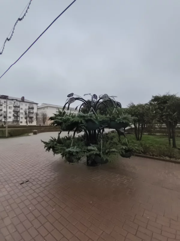 новая инсталляция на площади Ленина