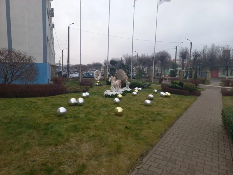 Яблоки на снегууу..