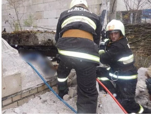 В Могилеве на двоих мальчиков упала бетонная плита