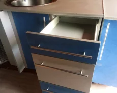 Кухню угловую Blue metallic с мойкой кранами