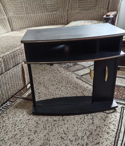 Тумба под телевизор