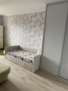 Кровать с матрасом