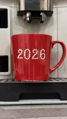 Кружечки подарочные инкрустированыые стразами