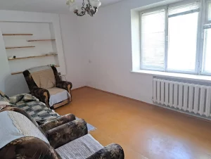 2-х комнатная квартира. Район роддома. 350 руб