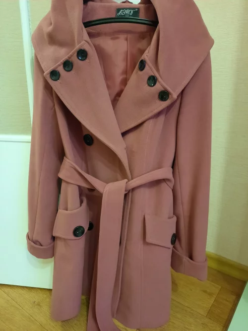 Продам женское пальто "Элема"