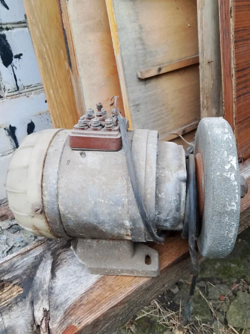 Наждак продам