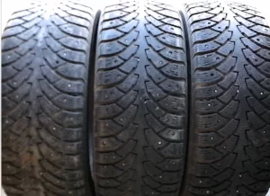 Покрышки зимние легковые 195/55/15 Nokian