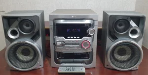 Музыкальный центр LG LM-M540