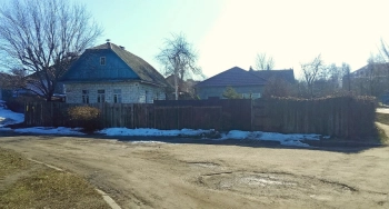 Дом с газ. отоплением и садом по ул. Мопра