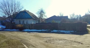 Дом с газ. отоплением и садом по ул. Мопра