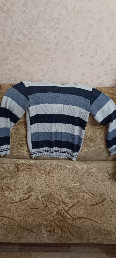 Продам кофту зимнюю
