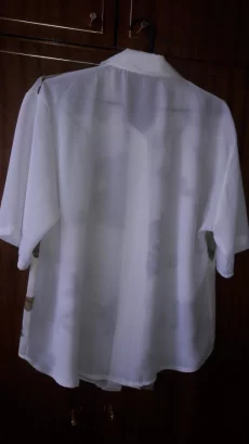 Блузку женскую