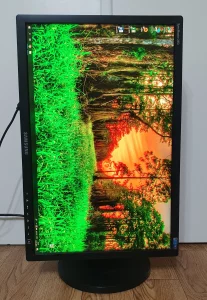 Монитор 24" 1920х1200