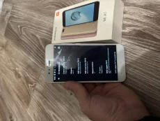 Xiaomi MI A1