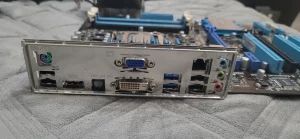 ASUS P8H77-V LE + i3 3220 + кулер