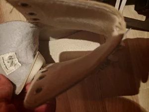 Коньки фигурные Размер 39 цена 50 руб