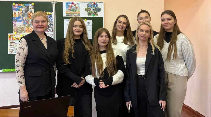 «Профессиональная суббота» в Бобруйском колледже имени А. Е. Ларина: учащиеся попробовали себя в разных профессиях