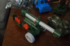 Игрушки. Военная техника